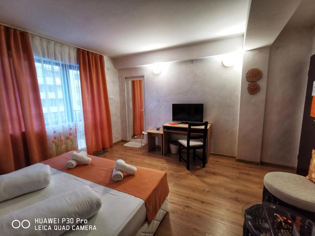 Hotel Swiss Shumen Exterior photo